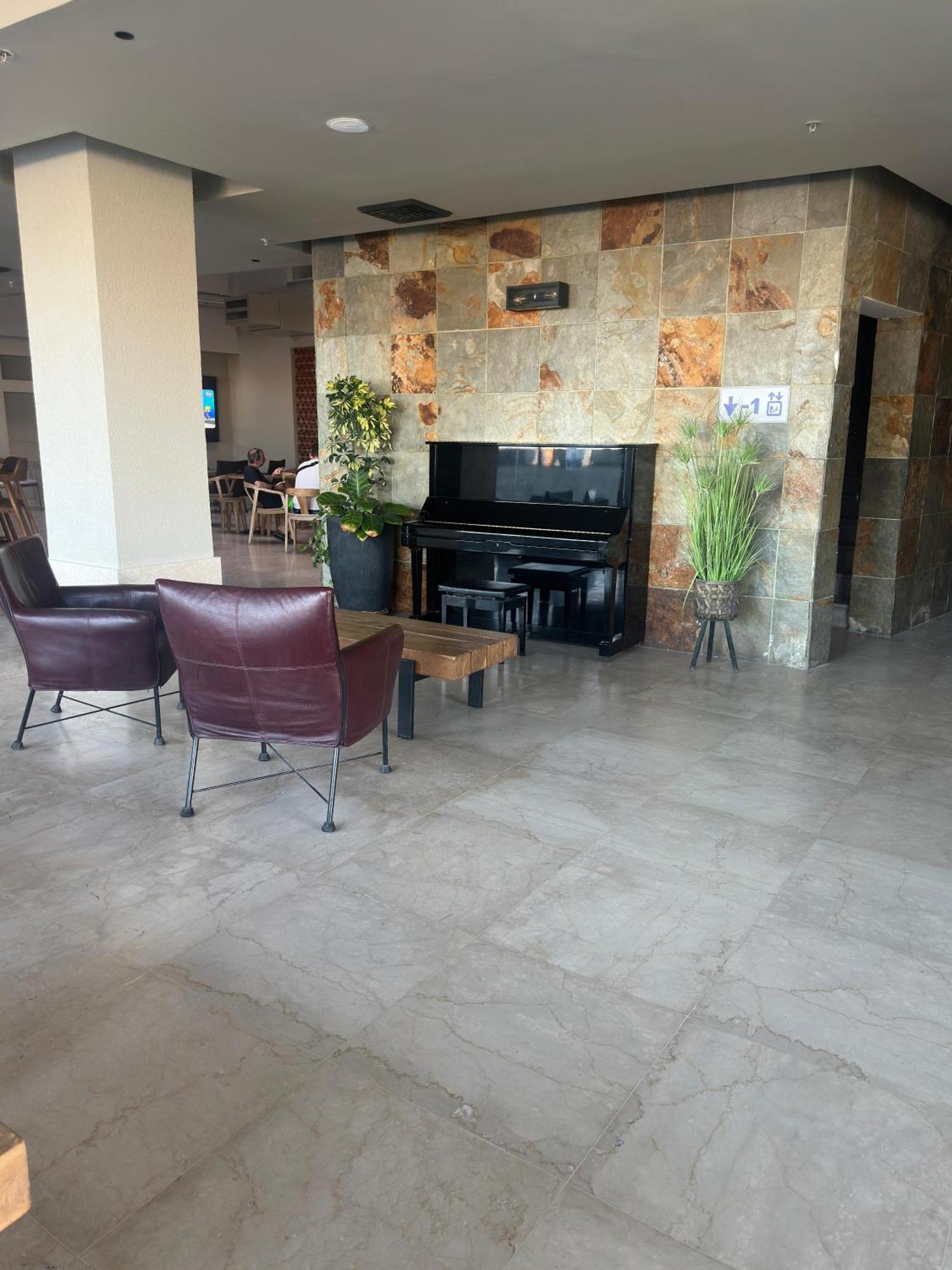 Comfort Hotel Eilat Bagian luar foto